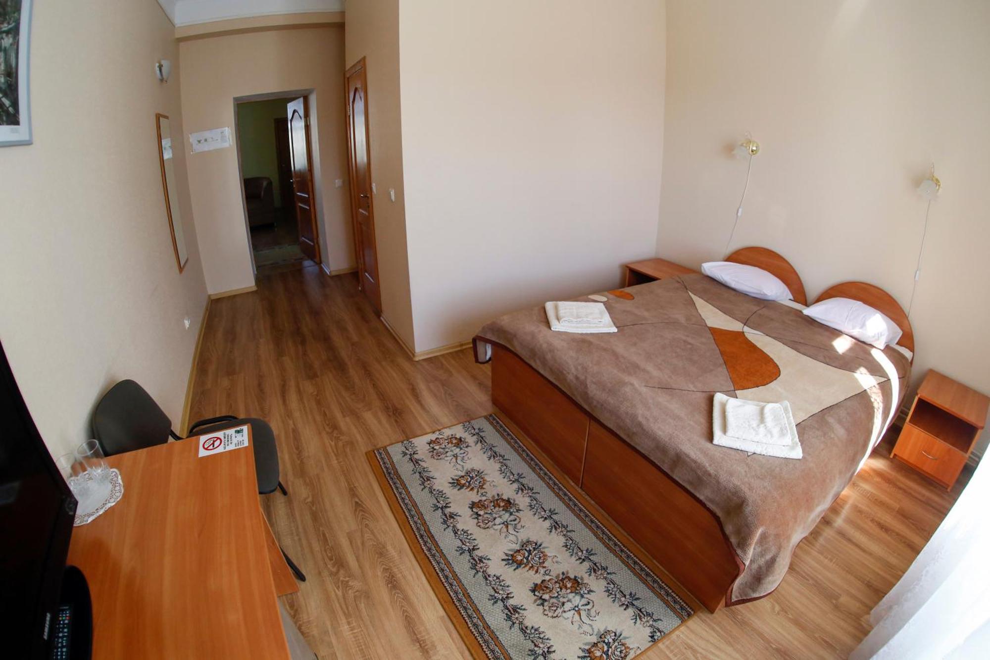 Hotel Lucia 3*