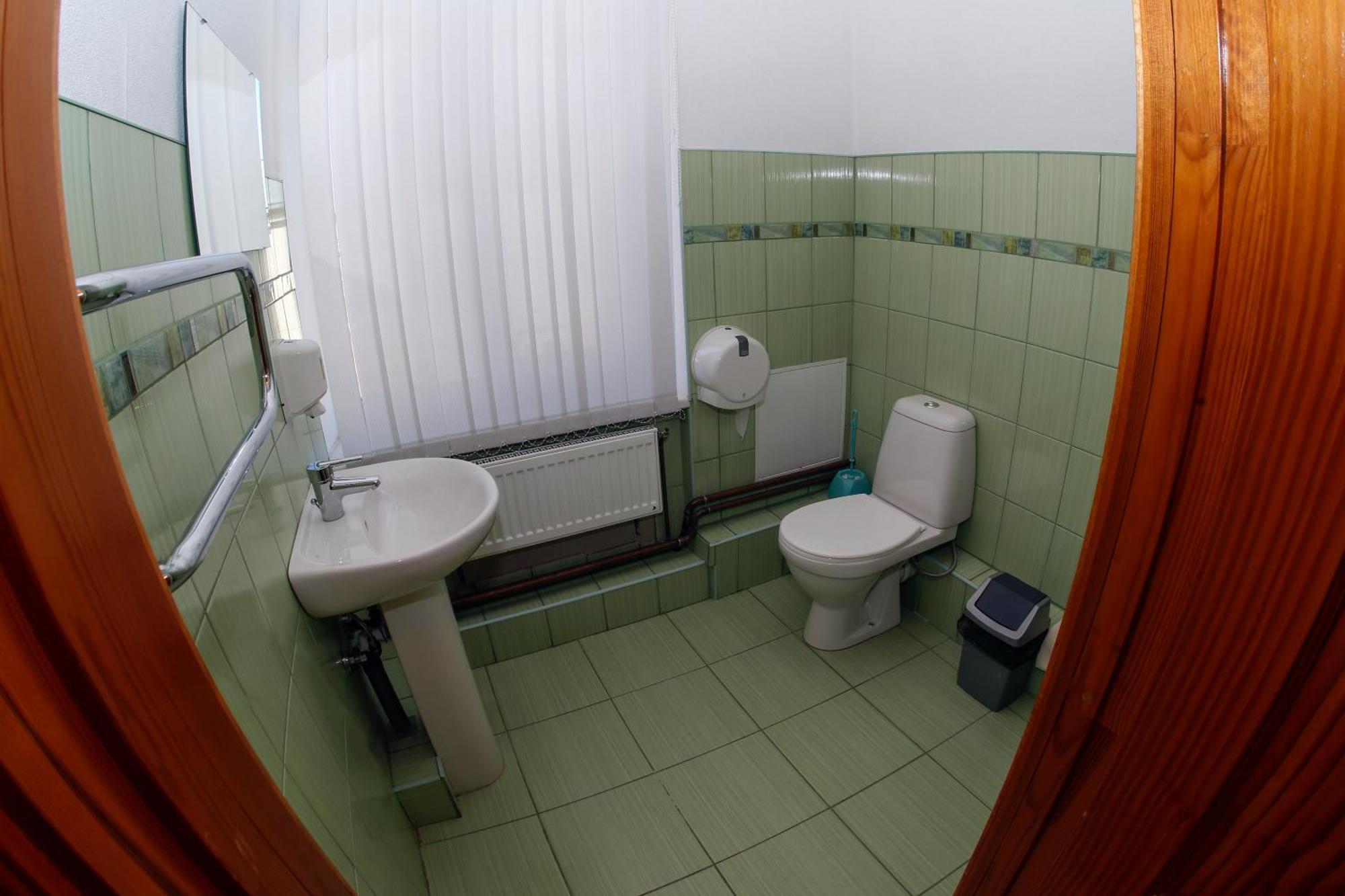 Lucia Hotel